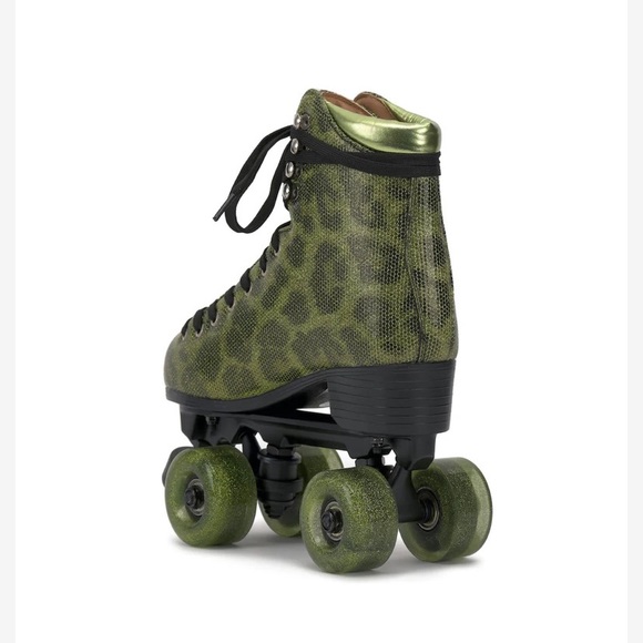 - Rollstar Roller Skate in Green Leopard jessica Simpson new - Picture 4 of 9